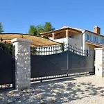 Vikendica Miramar By Interhome *