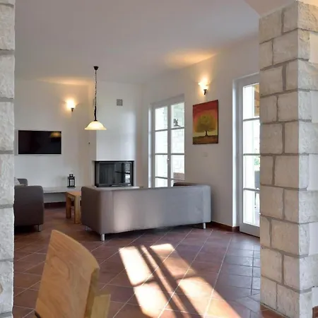 Miramar By Interhome Tatil Evi Tar-Vabriga